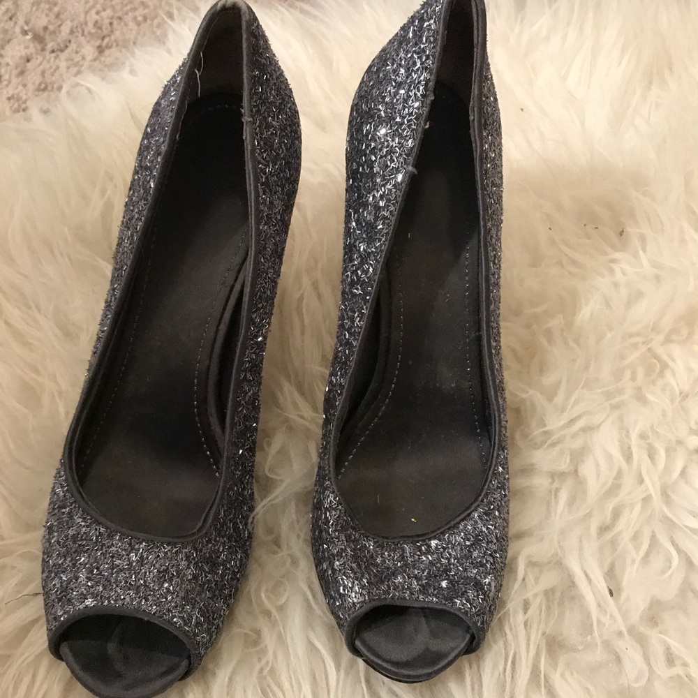Nine West peep toe sparkle pumps size 7.5